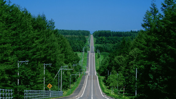 ahead, asphalt, backgrounds, beauty, blue, bright, cloud, color, country, day, destinations, direction, distant, dividing, drive, driveway, empty, forward, freedom, high, highway, hill, horizon, horizontal, journey, land, landscape, lane, line, long, middle, nobody, open, perspective, plain, point, road, roadside, rolling, scenic, sky, speed, travel, trip, vanishing, way, wide